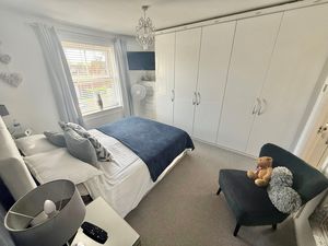 Islay Close Stanney Oaks